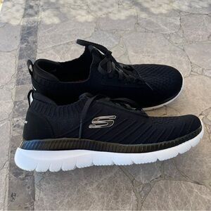 Gently Worn Skechers Black Knit Memory Foam Sneakers